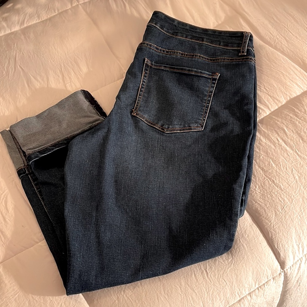Cuffed ankle length jeans - size 16W